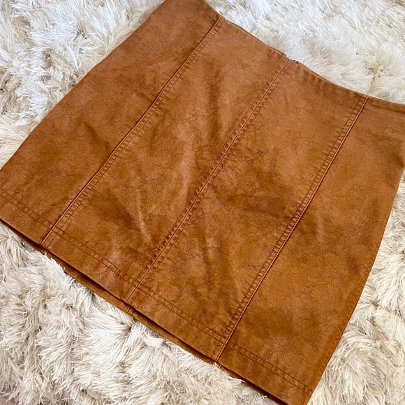Free People Modern Femme Vegan Faux Leather Mini Skirt Camel Moroccan Spice 8 - Picture 7 of 10